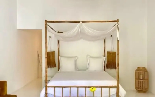 Mansa Marina Hotel