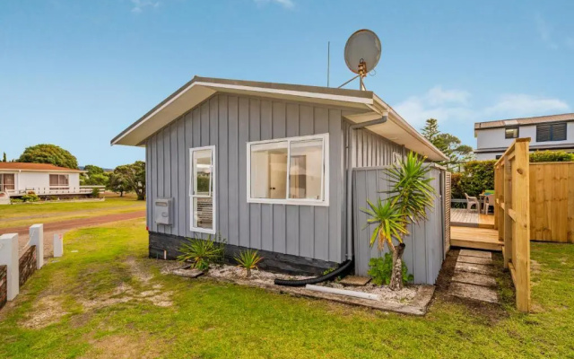 Retreat by the Beach - Pauanui Holiday Home