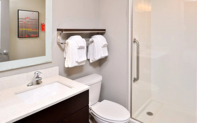 TownePlace Suites by Marriott Laplace