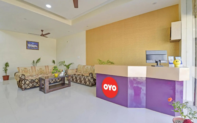 OYO Flagship 80568 Hotel The Gold