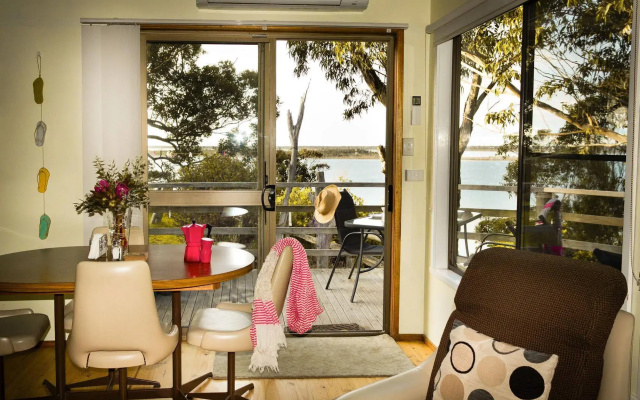 Jetty Road Retreat