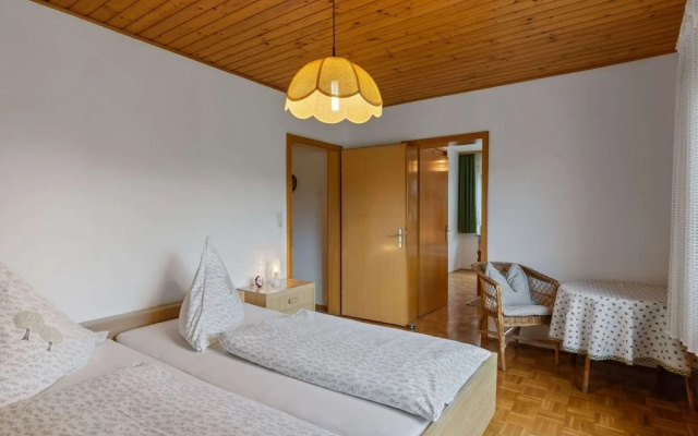 Cozy Apartment in Sonnen Bavaria near Forest