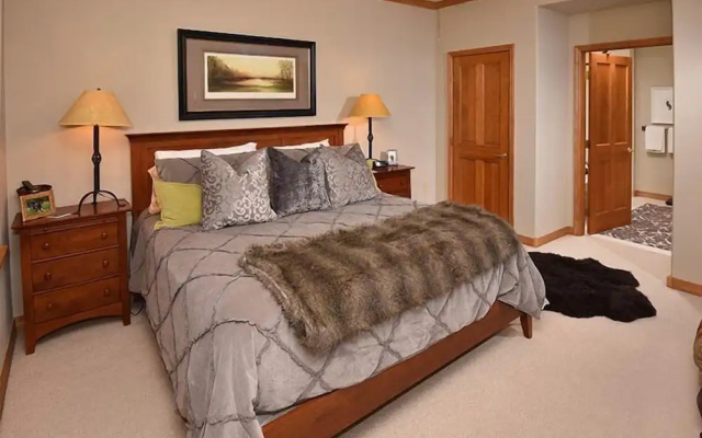Arrowhead Village Condo - 104 Aspenwood Lodge