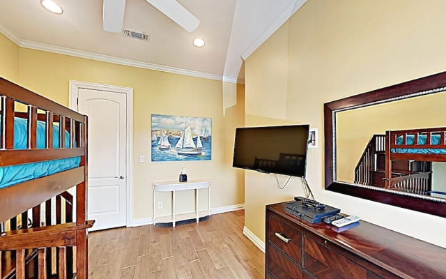 4121 West Bayside Way Home