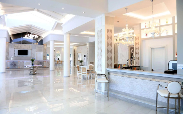 Sandy Villas Resort by Rizos Resorts