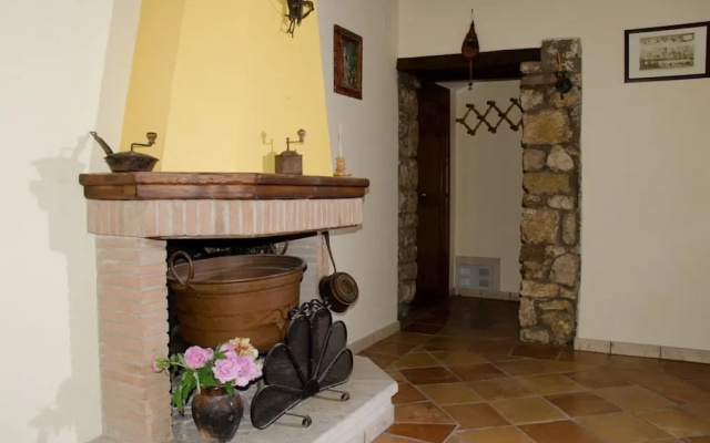 La Torre a Castelnuovoparano
