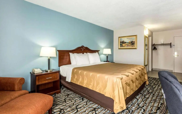Holiday Inn Express Charlotte-Carowinds