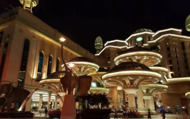 Luxury Resort Suites@ Sunway City