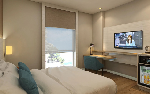 Mercure Solo
