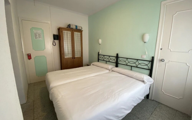 Hermus Hotel