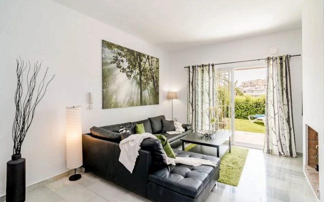 Apartment Los Dragos - Roomservice