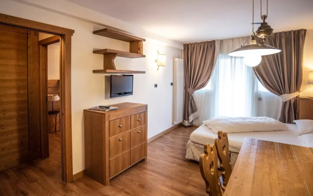 Adler Family and Wellness ApartHotel