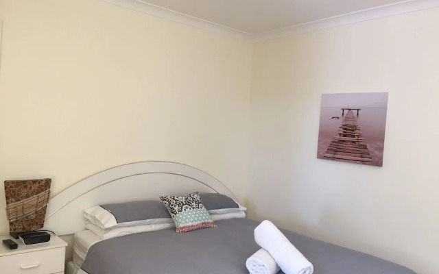 The Royal Dolphin B&B in Safety Bay