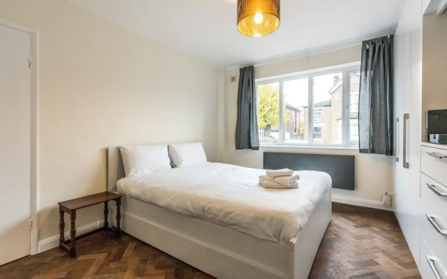 NEW 2BD East London Flat With Garden - Woodford