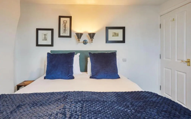 Host Stay Mindello Loft Apartment