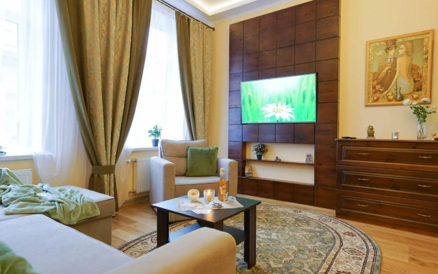 Lviv Suites at Shopena st. 4