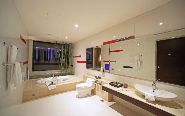 Norway Forest Tamsui Motel