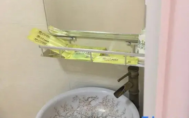 Yuelai Hotel Chain