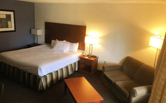 Days Inn & Suites Mobile