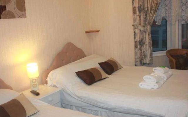 Kingsway Hotel