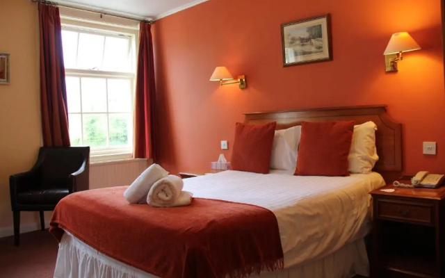 Oriel Hotel
