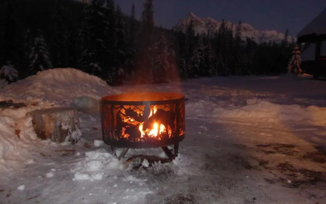 Yoho Chalets