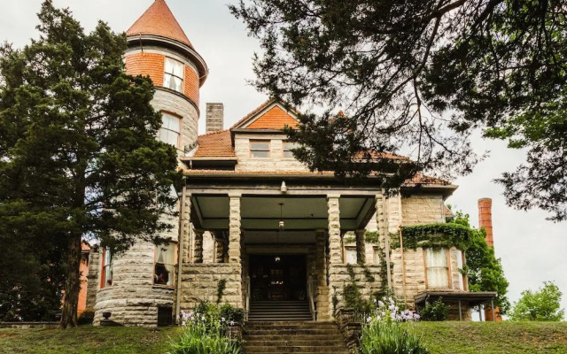 The Mansion at Elfindale