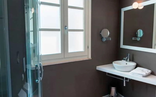 Rigel Villanova Rooms