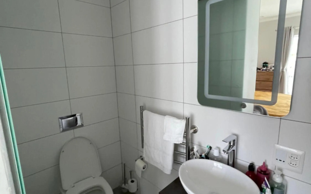 Stunning holiday house 1min walk from the Dolphin beach
