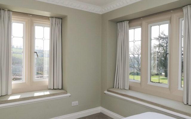 Harcombe House Rooms - First Floor Double