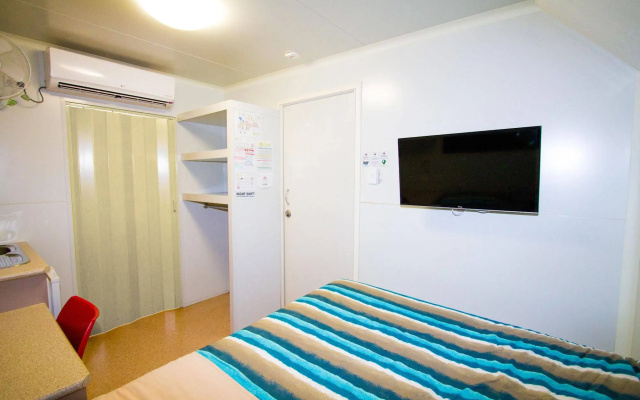 AAOK Lakes Resort & Caravan Park
