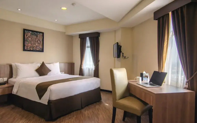Grand Serpong Hotel