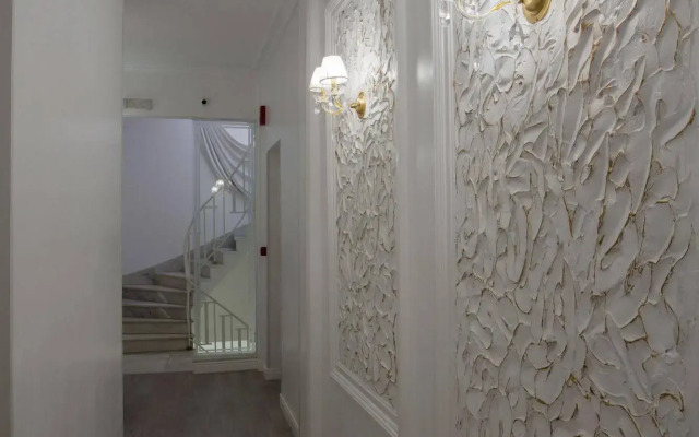 Astikon House