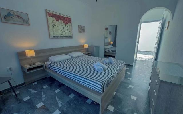 Tritonas Rooms