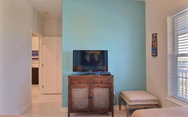 Beach Bunker by Silver Sands Vacation Rentals