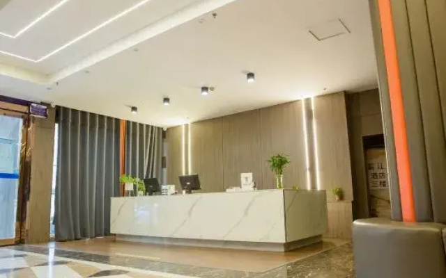Lijiang Boutique Hotel (Yizhong Middle School)