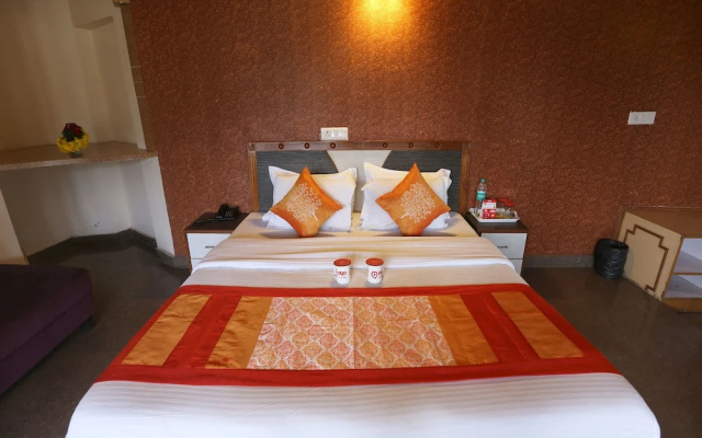 OYO 18601 Zurich Resort