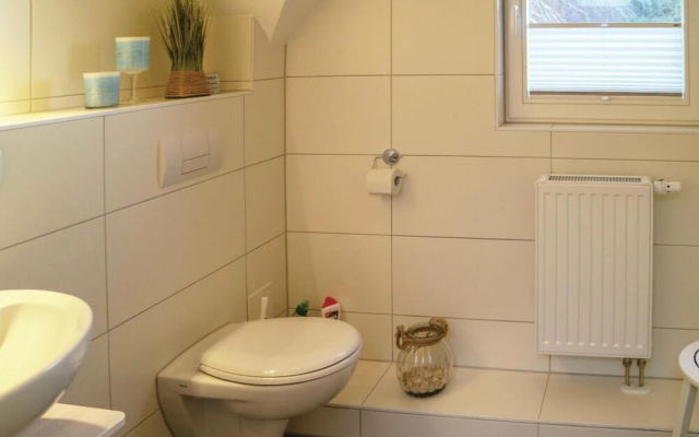 Nice Home in Breege/juliusruh With 2 Bedrooms, Sauna and Wifi