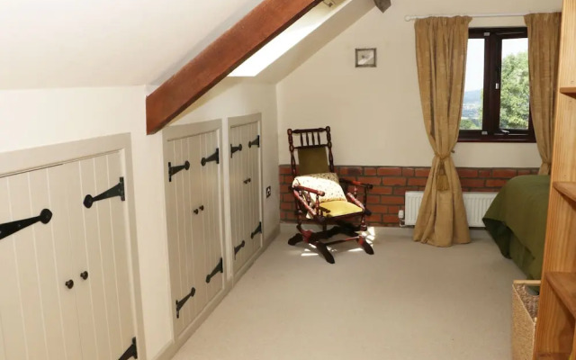 Holly Cottage