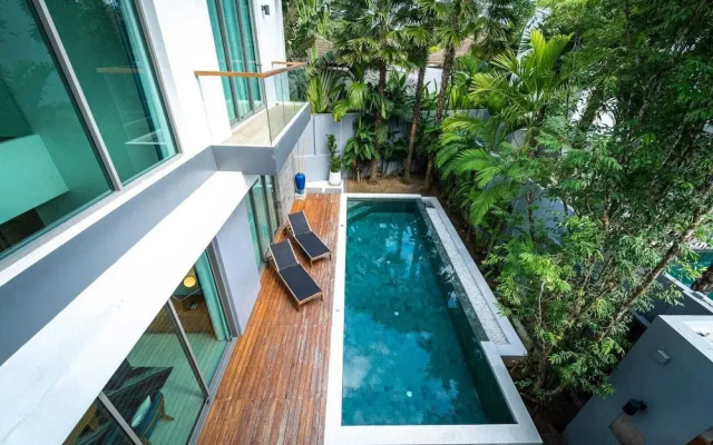 Luxury Teak 4BR Private Pool Villa in Bang Tao