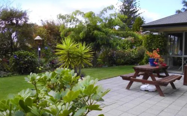 Maple House Homestay BB