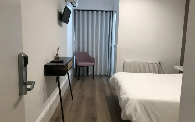 Hotel Moya Landete