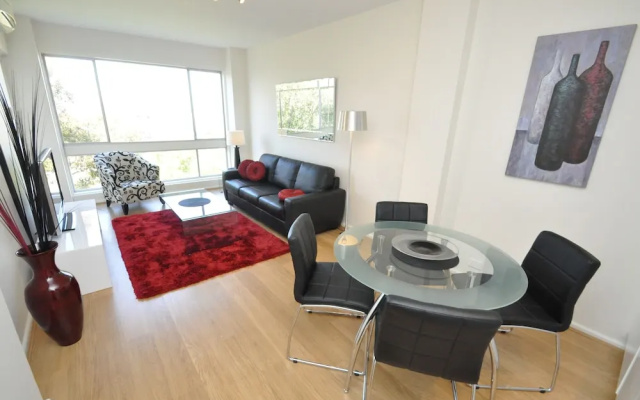 Neutral Bay 63 Ben Furnished Apartment
