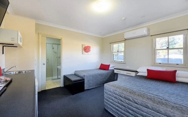 Prince of Wales Motel