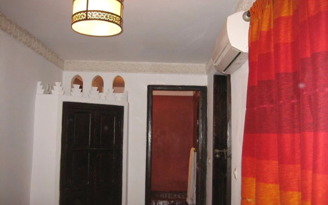 Riad Katia