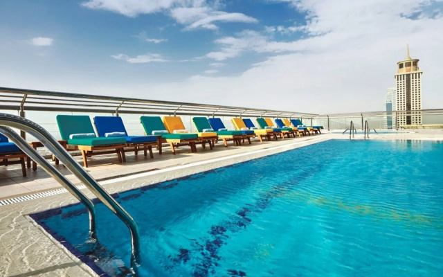Отель Four Points by Sheraton Sheikh Zayed Road