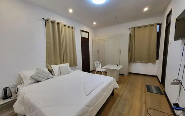 Fabhotel Sri Vari Studio Apartment