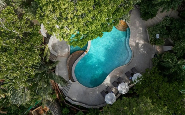 Baan Krating Phuket Resort