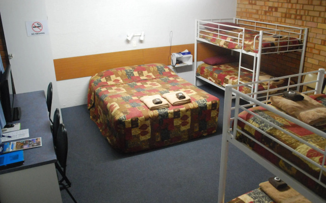 Abajaz Motor Inn