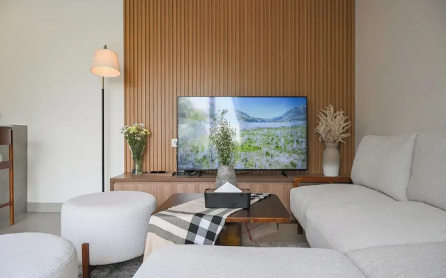 The Ardana Residence